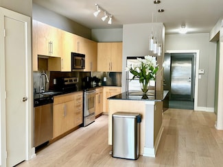 4333 Gilbert Ave Unit 217, Dallas, TX 75219