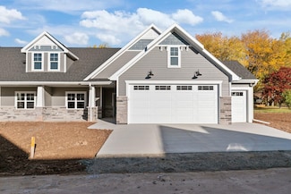 W4962 Cottage Ln, Sherwood, WI 54169