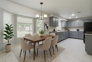 515 Brynmawr Ct, Arlington, TX 76014