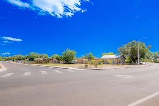 344 Los Lentes Rd SE, Los Lunas, NM 87031