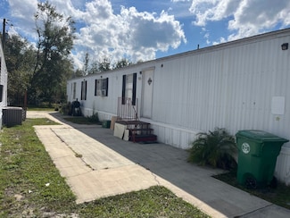 500 Fernwood Dr, Deland, FL 32724