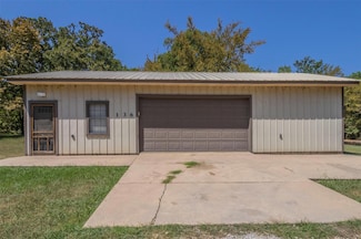 136 Whitaker Cir, Gordonville, TX 76245
