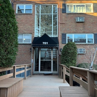 701 Adams St Unit 9, Dorchester, MA 02122