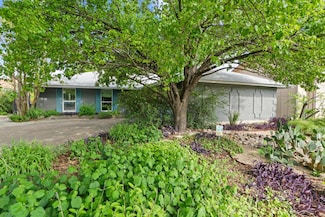 8908 Hunters Trace, Austin, TX 78758