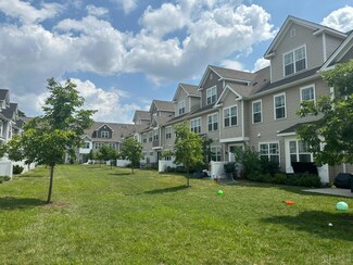 710 Greenland Square, Highland Park, NJ 08904