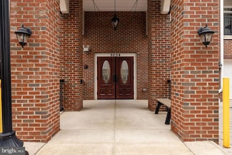 9204 Charleston Dr Unit 401, Manassas, VA 20110