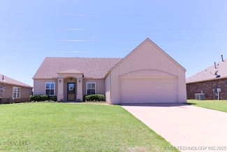 14538 S Kendalwood Blvd, Glenpool, OK 74033