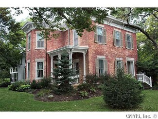 9 Orange St, Marcellus, NY 13108