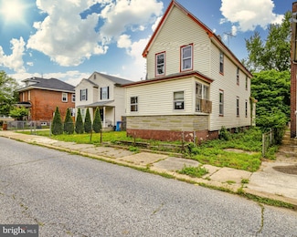 19 W Madison St, Paulsboro, NJ 08066