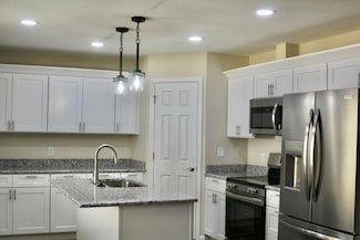 136 Mound St, Forsyth, MO 65653