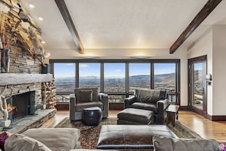 4552 S Zarahemla Dr, Salt Lake City, UT 84124