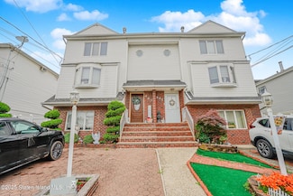 443 Ridgewood Ave, Staten Island, NY 10312