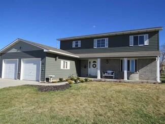 440 Buena Vista Dr, Lander, WY 82520