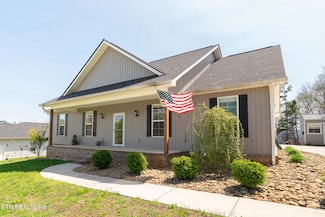 916 Sentry Ridge View Dr, Seymour, TN 37865