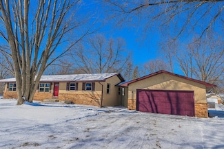 11345 53rd Ave N, Plymouth, MN 55442