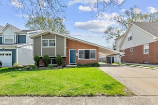 701 N Kaspar Ave, Arlington Heights, IL 60004