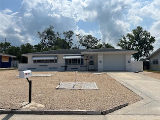 10502 Laburnum Dr, Port Richey, FL 34668