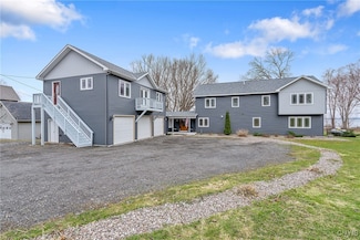 20 Youman Rd, Bernhards Bay, NY 13028