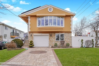 43 Rivington Ave, Staten Island, NY 10314