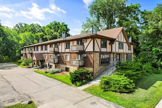 2564 Branch St Unit 12, Middleton, WI 53562