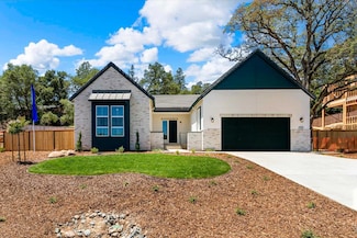 440 Canyon Creek Dr, Auburn, CA 95603
