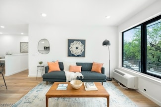 803 South Ave Unit 401, Plainfield, NJ 07062