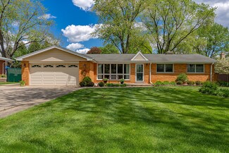 6N471 Neva Terrace, Itasca, IL 60143