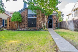 1924 Clearview Ct, Carrollton, TX 75010