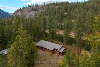 36 First Thought Loop, Laurier, WA 99146