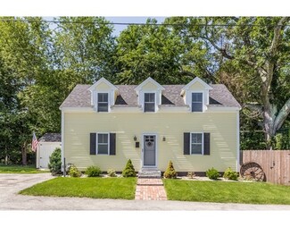 24 School St, Georgetown, MA 01833