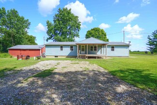 3989 Sycamore Rd, Walkerton, IN 46574
