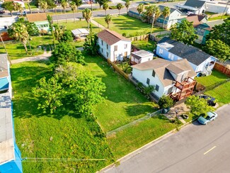 4311 Sealy St, Galveston, TX 77550