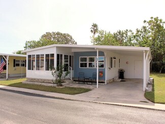 84 Pindo Palm St E, Largo, FL 33770