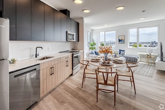 43 Madison St Unit 108, Newark, NJ 07105