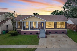 544 W Marlin Ct, Terrytown, LA 70056
