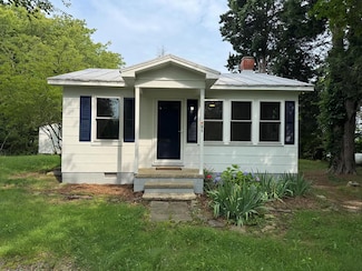 589 Mila Rd, Heathsville, VA 22473