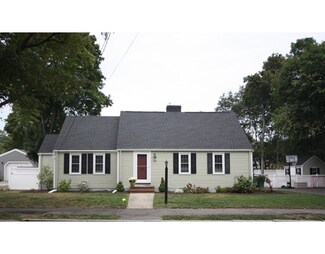20 York Rd, Lynn, MA 01904