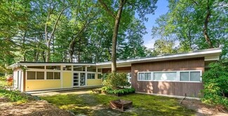 250 Walnut St, Lynnfield, MA 01940