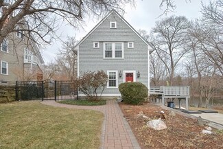 174 Castle Hill Rd, Whitinsville, MA 01588