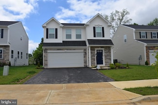 382 Freeman St, Ranson, WV 25438