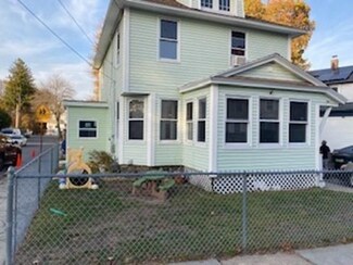 97 Ashland Ave, Methuen, MA 01844