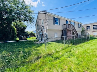 5 Acton St, Worcester, MA 01604