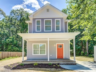 439 Smith St, Suffolk, VA 23434