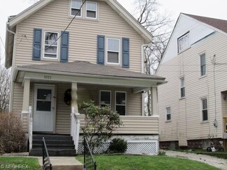 1051 Beardsley St, Akron, OH 44301
