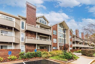 1010 Thoreau Ct Unit 211, Saint Louis, MO 63146