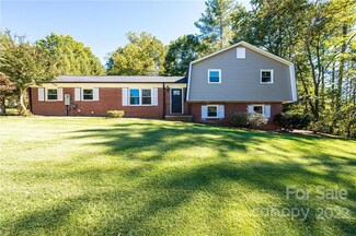 110 Eastview St, Hudson, NC 28638