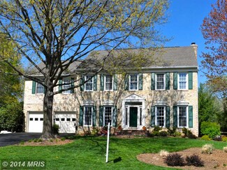 6269 Welton Dr, Centreville, VA 20120