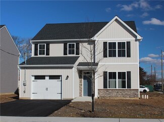 1003 Tacoma St, Allentown, PA 18109