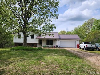 16445 Harmony Ln, Saint Robert, MO 65584