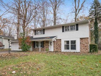 1914 Forest Valley Dr, Fort Wayne, IN 46815